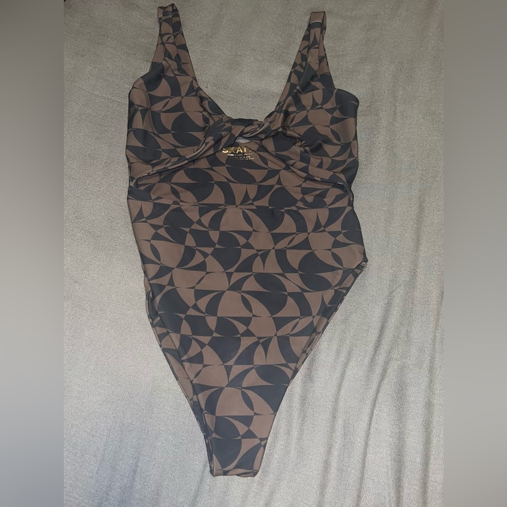 Skatie Chloe one piece in Honolulu print